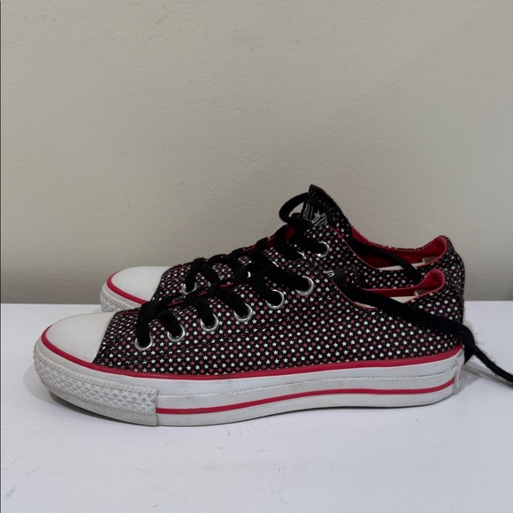 Converse Black Sneakers with Pink & White Star Design  (sz 7) - Picture 3 of 7